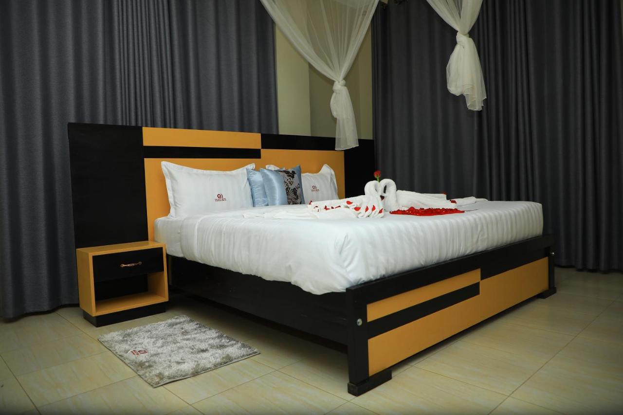 Galaxy Motel Kampala Ngoại thất bức ảnh